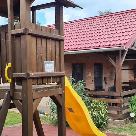 아파트 Betyar Apartmanhazak