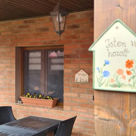 Betyar Apartmanhazak * Tiszafüred