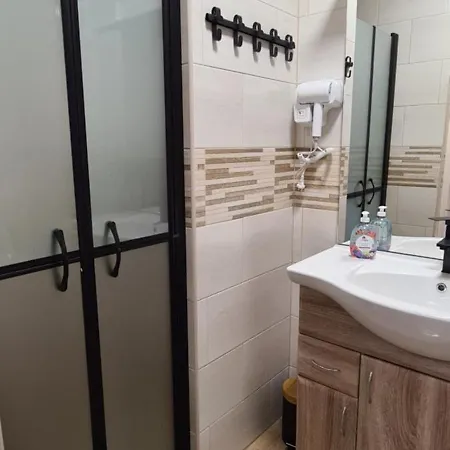 아파트 Betyar Apartmanhazak